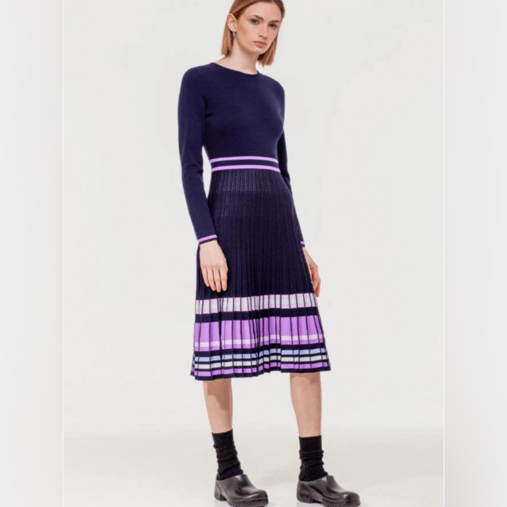 HAPPY SHEEP Long Sleeve MIDI Dress Purple/Navy Colorway Size:Medium NWT
